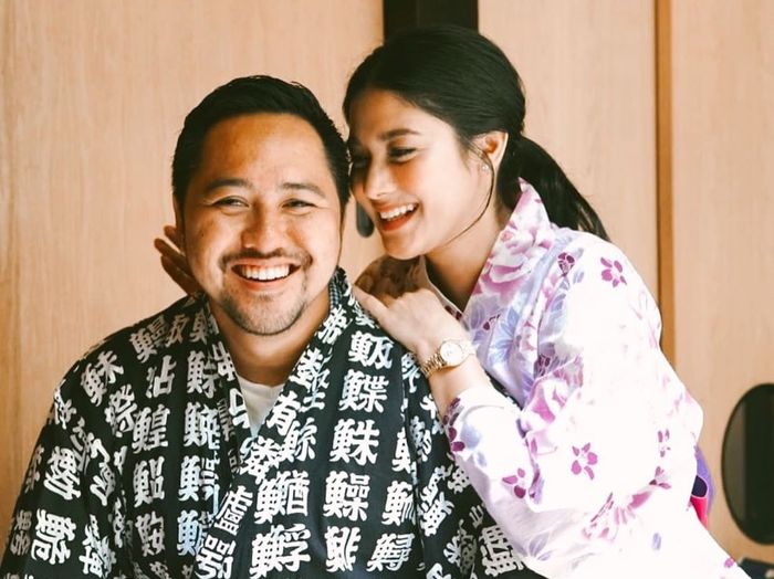 Yamal 201 boyicha porno Kutubxonada ommaviy porno