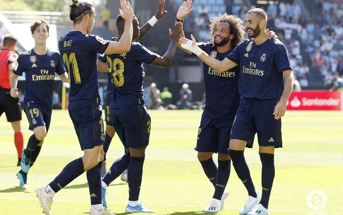 Para pemain Real Madrid merayakan gol dalam laga pekan pertama Liga Spanyol kontra Celta Vigo di Stadion Abanca Balaido, Vigo, 17 Agustus 2019.