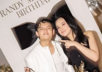 Bucin Maksimal sama Lyodra, Randy Martin Temani sang Pujaan Hati dan Berikan Dukungan Ini di Backstage!