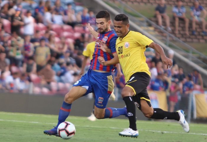 Striker Persija Jakarta, Beto Goncalves pada laga kualifikasi kedua Liga Champions Asia kontra Newcastle Jets.