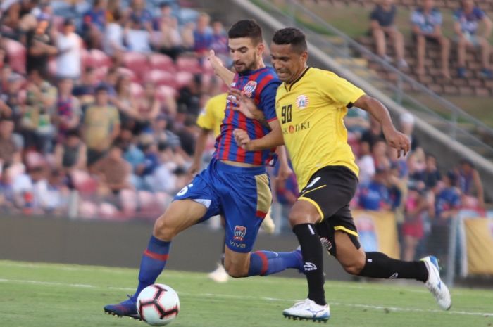 Striker Persija Jakarta, Beto Goncalves pada laga kualifikasi kedua Liga Champions Asia kontra Newcastle Jets.