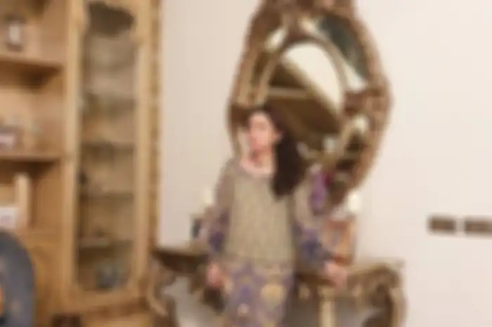 Gaya modis Mayangsari