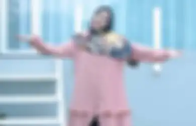 Kembali Setelah 3 Hari Pamit dari Dunia Perkontenan, Youtuber Ini Sempat Dicap ‘Drama Queen’ oleh Warganet, Tak Lama Buktikan Dirinya Makin Kaya hingga Bisa Bikin Kost-kostan?
