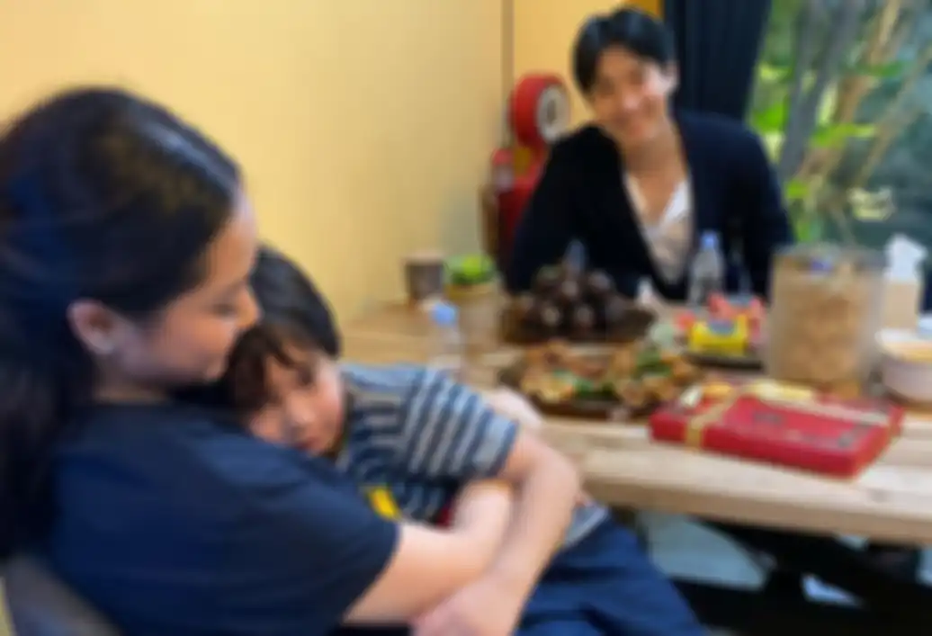 Siwon Choi makan di rumah Raffi dan Nagita.