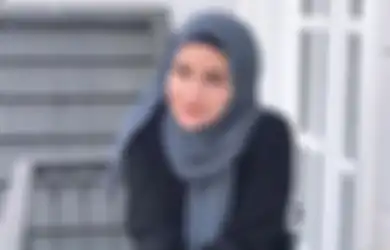 Mualaf Usai Mimpi Ketemu Kakek Berjubah Putih, Ternyata Begini Kehidupan Pesinetron Wanita Ini, Akui Nikah Pertama Kali Saat Masih Duduk di Bangku SMA