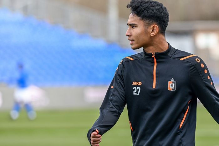 Pemain timnas Indonesia, Marselino Ferdinan menjalani debut bersama KMSK Deinze.