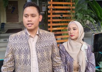 Tinggalkan Dunia Artis, Istri Bupati Kendal ini Tak Gengsi Berburu Jajanan Pinggir Jalan