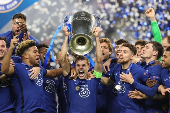 Chelsea menjadi juara Liga Champions 2020-2021 usai menundukkan Manchester City di final.