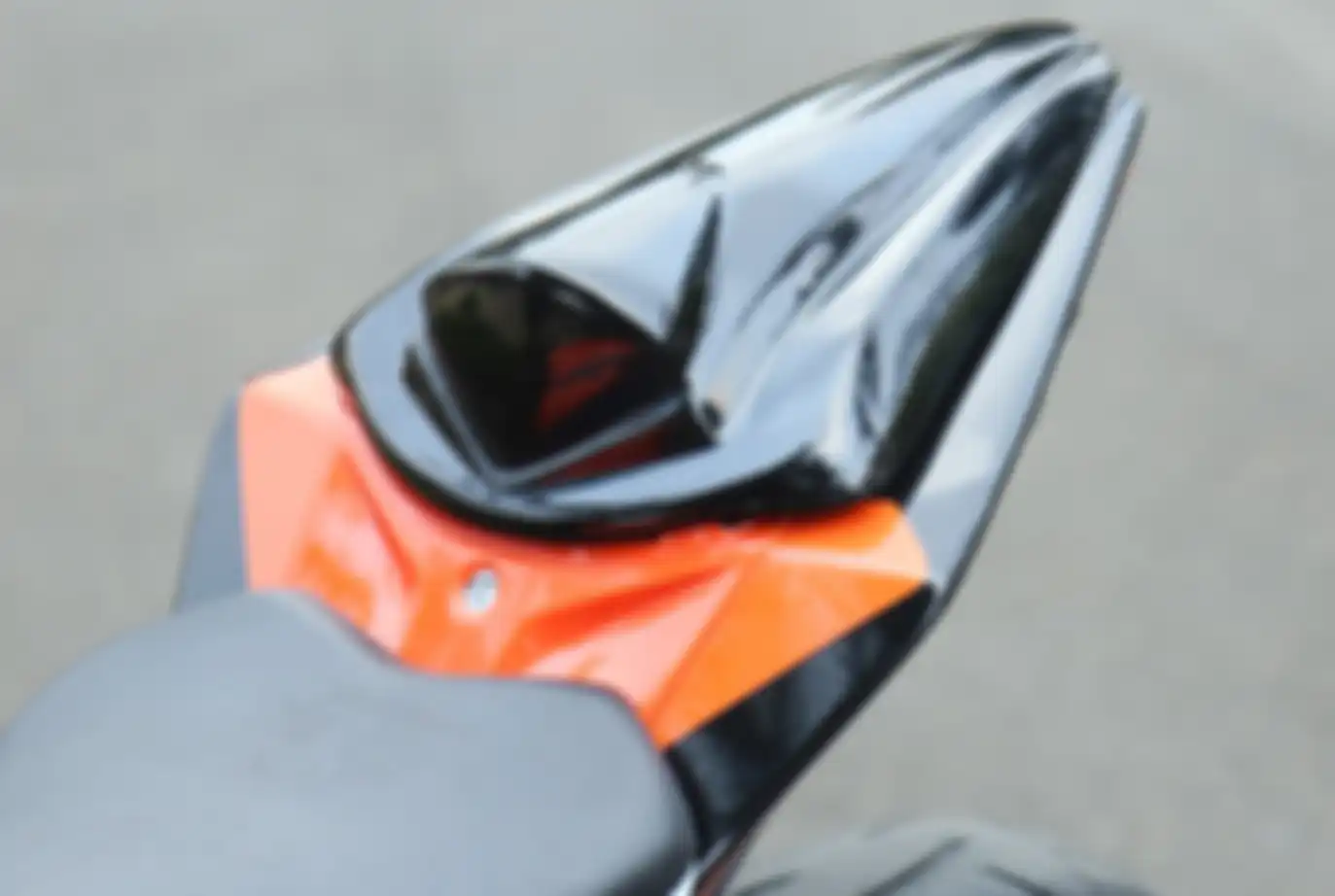 Honda CBR 150R makin kekar pakai limbah moge