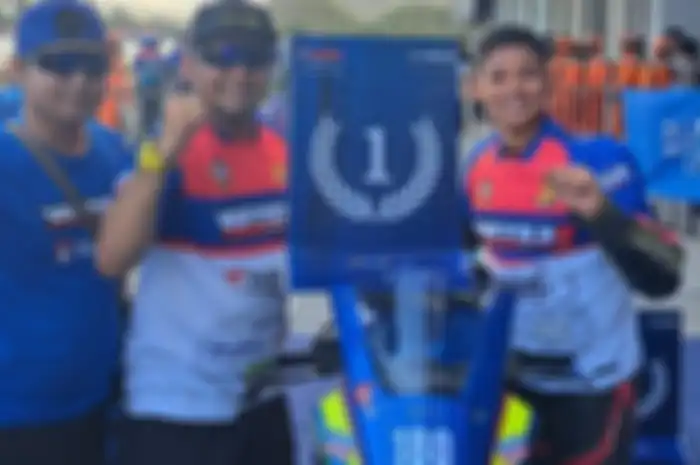 YROI Banten Timika persembahkan 10 podium kemenangan di Sirkuit Mandalika, Lombok.
