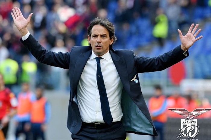 Ekspresi pelatih Lazio, Simone Inzaghi, dalam laga Liga Italia kontra Bologna di Stadion Olimpico.