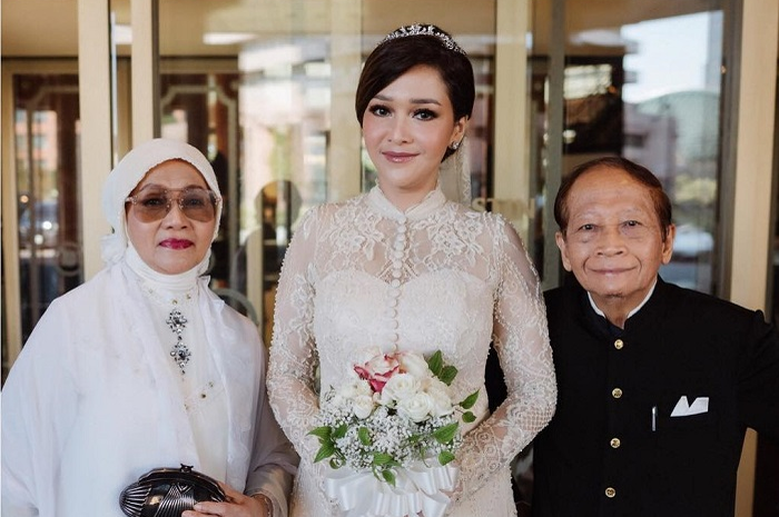 Kusthini dan Harjono Sigit, Orang Tua Maia Estianty 