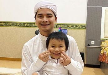 'Abi Bangga Banget Sama Kamu, Nak' Sang Putra Ulang Tahun, Alvin Faiz Kenang Kebersamaan dengan Yusuf hingga Kirim Permohonan Maaf Ini
