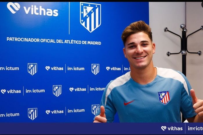 Atletico Madrid resmi memperkenalkan Julian Alvarez sebagai rekrutan anyar mereka (12/8/2024).