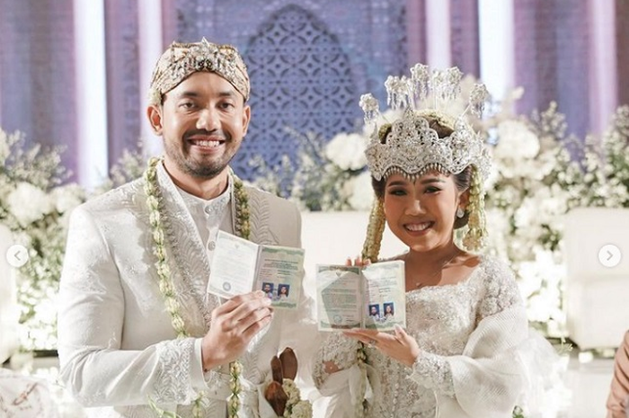 Penikahan Kiky Saputri dengan Muhammad Khairi