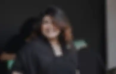 Kembali ke Islam Setelah 13 Tahun Peluk Agama Lain, Penyanyi Cantik Ini Pasrah Dijauhi Teman dan Diabaikan Banyak Orang: Aku Serahin ke Allah Aja