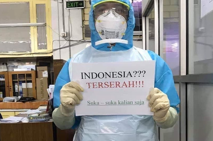 Reaksi dr. Tira yang geram soal foto bandara Soetta yang mulai padat penumpang kembali di masa PSBB.