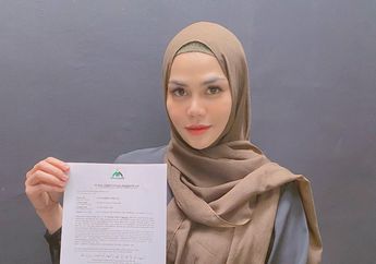 Belum Genap Setahun Jadi Mualaf, DJ Katty Butterfly Berani Lepas Hijab hingga Pamer Foto Syur Saat Mandi Bareng Putrinya, Begini Respon Nyinyir Netizen yang Ingin Unfollow Sang Artis