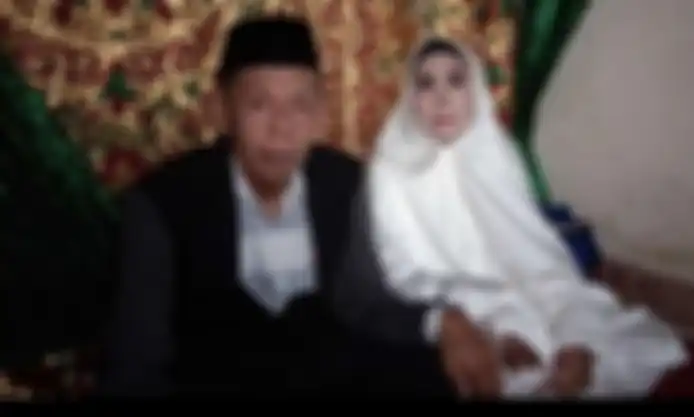 Ketemu Jodoh di Usia Tua, Pasutri Kakek Mutamir dan Nenek Nurhayati Menikah Usai 63 Tahun Menjomblo