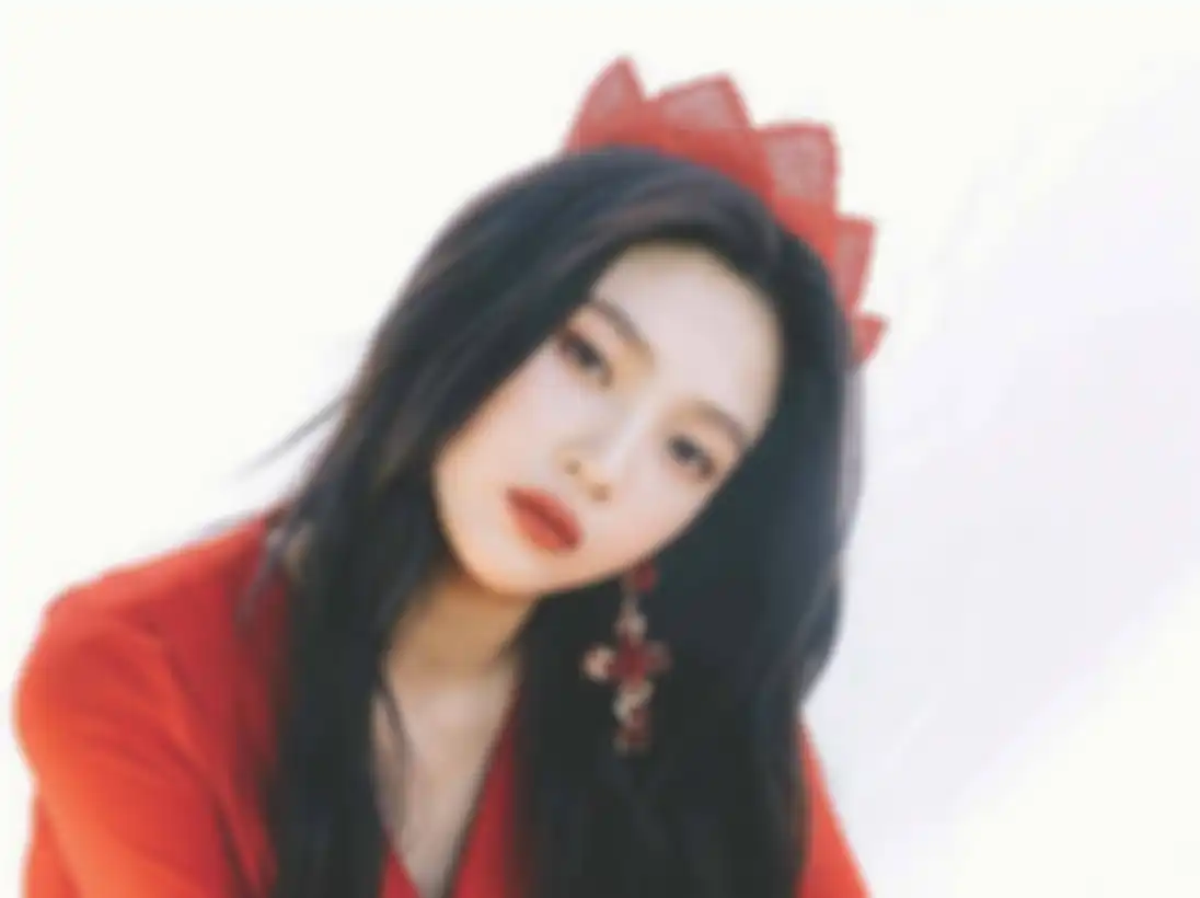 Joy Red Velvet