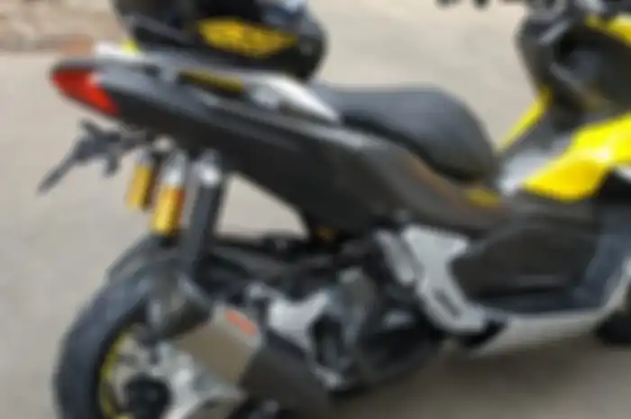 Slang rem aftermarket di Honda ADV150, pakai milik PCX