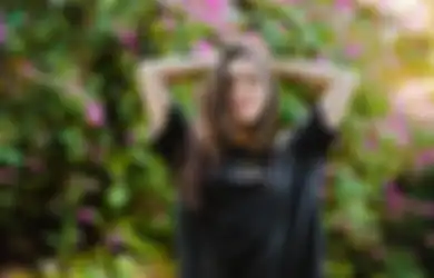 Kece Abis, 5 OOTD Hangout ala Yasmin Safira Bisa Dicontek, Lho!