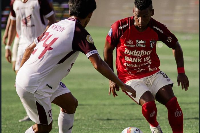 Suasana pertandingan antara Bali United melawan PSM Makassar pada laga pekan ke-8 Liga 1 2023/2024 di Stadion Kapten I Wayan Dipta, Jumat (11/8/2023).