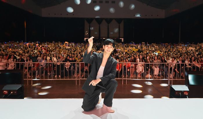 Fan meeting Kim Soo Hyun bersama YOU Beauty di ICE, BSD, Tangerang, Minggu (14/5/2023).