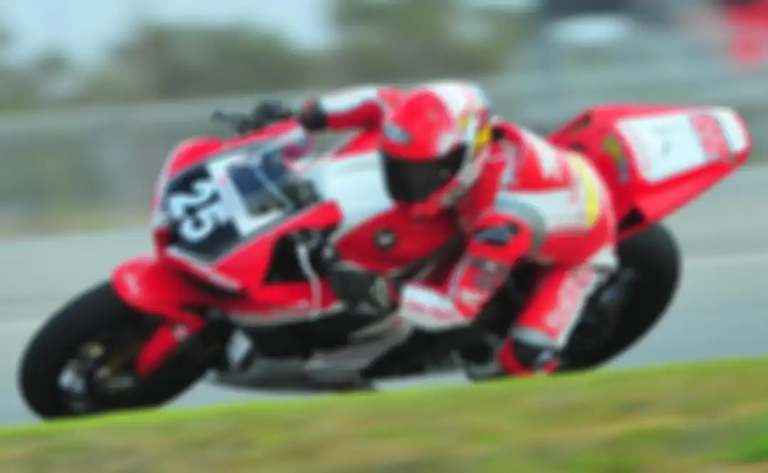 Rheza Danica Ahrens mulai menemukan settingan motor supersport 600, dia start 4 di race 1 ARRC SS600 Australia