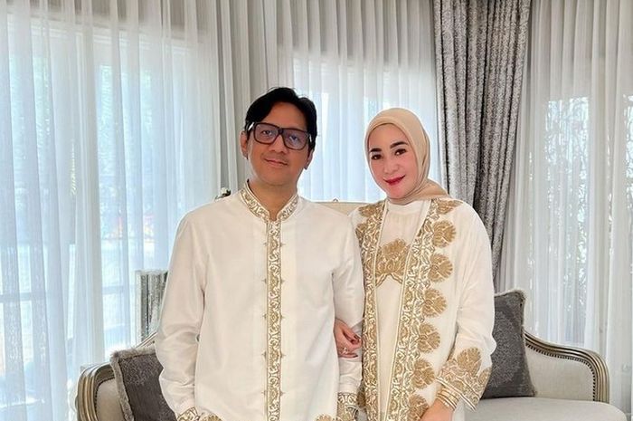 Meski tengah proses cerai, Andre Taulany dan Rien Wartia masih jalin komunikasi dengan baik.