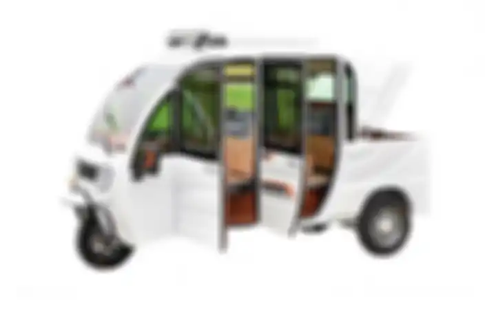 Rickshaw enclosed electric tricycle with double covers and double rows