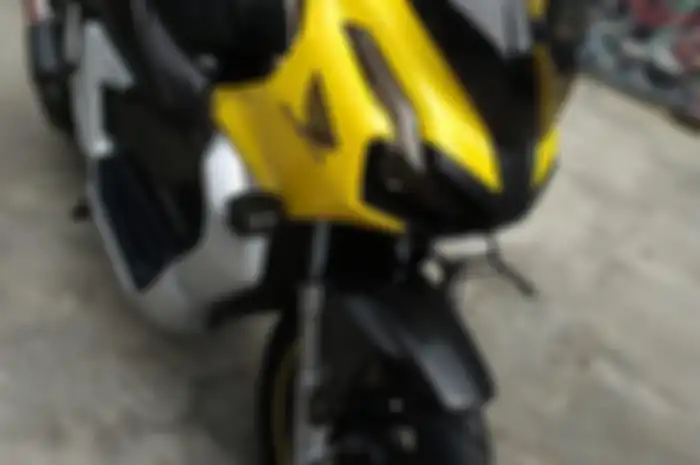 Honda ADV150 pasang fog lamp tanpa perlu coak bodi