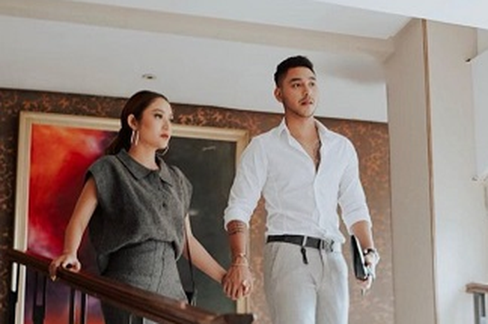 Siti Badriah dan Krisjiana