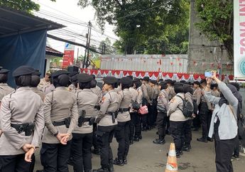 Fakta Persidangan Nikita Mirzani vs Reza Gladys, Dipenuhi Polisi Hingga Sinyal Bermasalah