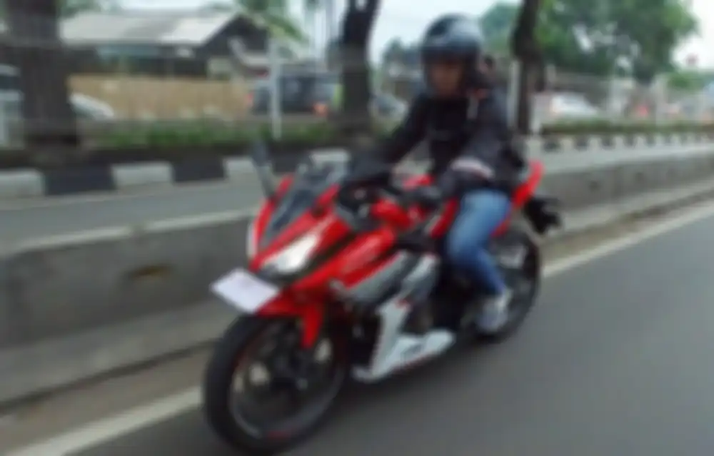 Model Honda CBR150R yang beredar di Indonesia sekarang