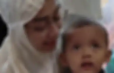 'Saya Dengar Ada Bisikan' Istri Buya Arrazy Hasyim Bacakan Al-Fatihah Sebelum Anaknya Tertembak Senpi, Foto Sosoknya Dibanjiri Doa