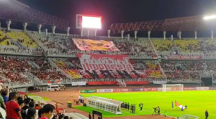 La Grande Indonesia  pada Laga Timnas U-20 Indonesia vs Vietnam di Stadion Gelora Bung Tomo, Surabaya, Jawa Timur, Minggu (18/9/2022).