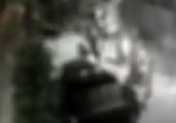 Gengster Bawa Senjata Tajam Bikin Rusuh di Surabaya, Satu Orang Terkapar Kena Sabetan Pedang