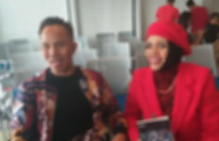 Ibunda Atta Halilintar, Lenggogeni Faruk dan ayahanda Atta Halilintar 