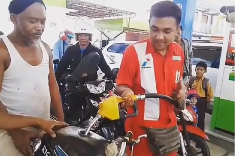 Motor Suzuki Thunder 125 Lagi Naik Daun, Simak 3 Modifikasinya Yang Nggak Biasa Ini