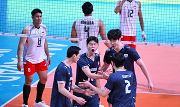 (Ki-Ka) Lim Sung-jin, Jeong Han-yong, Choi Jun-hyeok, dan Hwang Tae-keui dari Korea Selatan saat pertandingan menghadapi Indonesia di babak penyisihan grup AVC Cup 2026 di Amdavad, India, 21 Juni 2026.