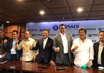 'Ini Bertentangan dengan Undang-undang,' Otto Hasibuan&nbsp;Tanggapi&nbsp;Terkait Hotman Paris yang Mengundurkan Diri dari Peradi