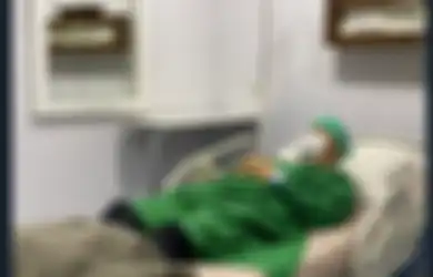 Ustaz Yusuf Mansur Keluhkan Sakit Kepala Bukan Main Sampe Akhirnya Dirawat di Rumah Sakit, Bisa Jadi Berisiko Penyakit Mengerikan