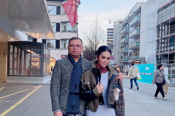 Krisdayanti liburan ke luar negeri di tengah wabah virus Corona