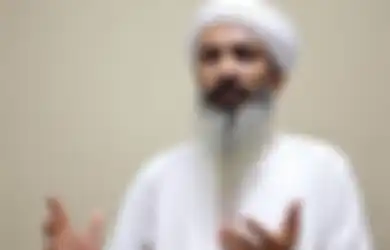 Kelebihan dan Kekurangan Teori Gujarat dalam Masuknya Islam di Indonesia