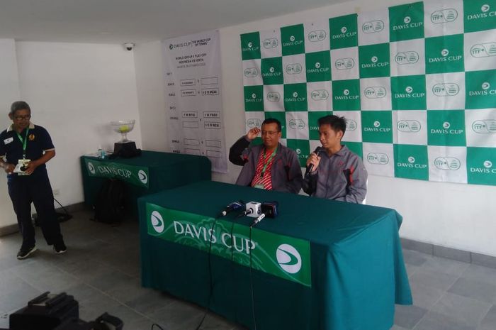 Konferensi pers Christopher Rungkat usai membawa Indonesia memimpin 1-0 atas Kenya di Grup II Dunia Davis Cup, Jumat (6/3/2020) di Senayan, Jakarta.