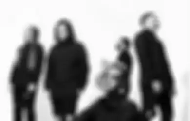 Lorna Shore Rilis Single Terbaru yang Brutal dan Epic, 'Sun//Eater'
