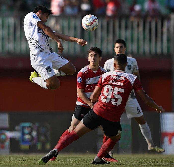 Suasana pertandingan Madura United vs Borneo FC di Stadion Gelora Madura Ratu Pamelingan, Pamekasan, Minggu (1/10/2023) sore WIB pada lanjutan pekan ke-14 Liga 1 2023/2024