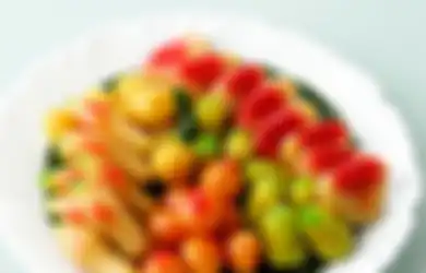 Jajanan Lukchup yang Manis dan Bentuknya Unik, Bikin Sendiri Pakai Resep Ini!