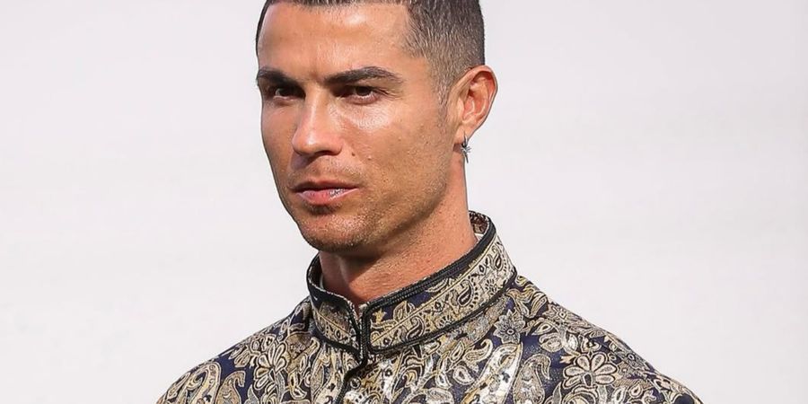 Viral Baju Lebaran Cristiano Ronaldo, Ternyata Bukan Batik